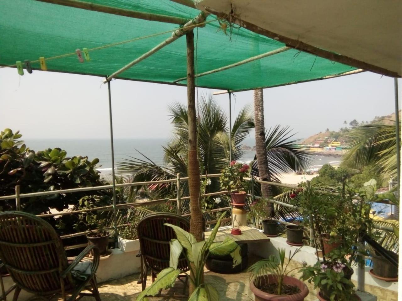 Cactus Guesthouse อารัมบล ภายนอก รูปภาพ